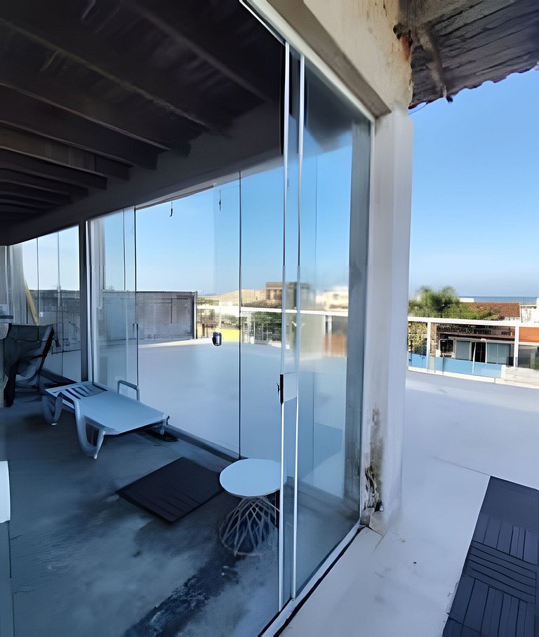 Triplex perto do Mar