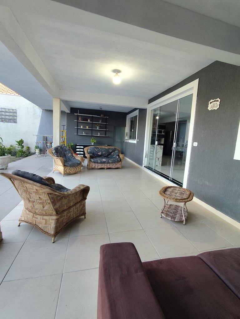 Triplex ao lado do Mar