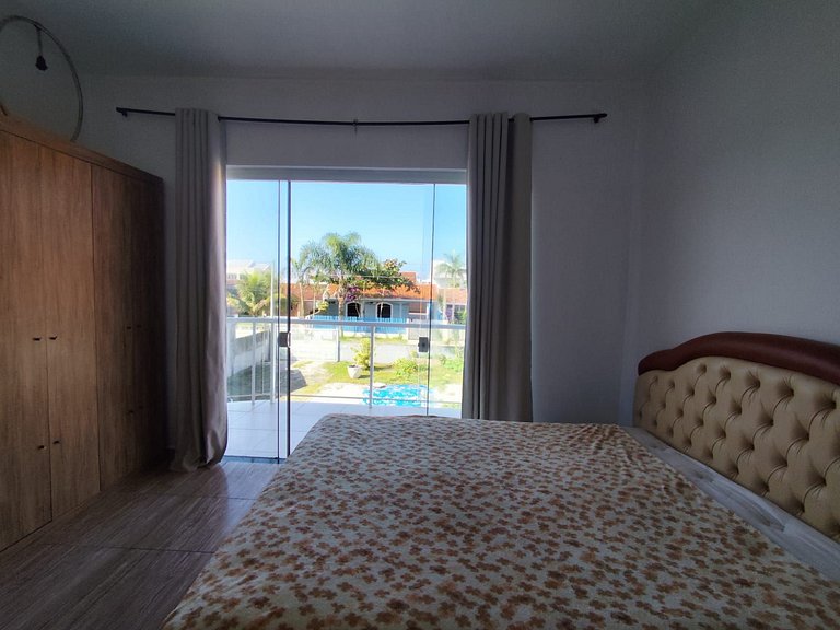 Triplex ao lado do Mar